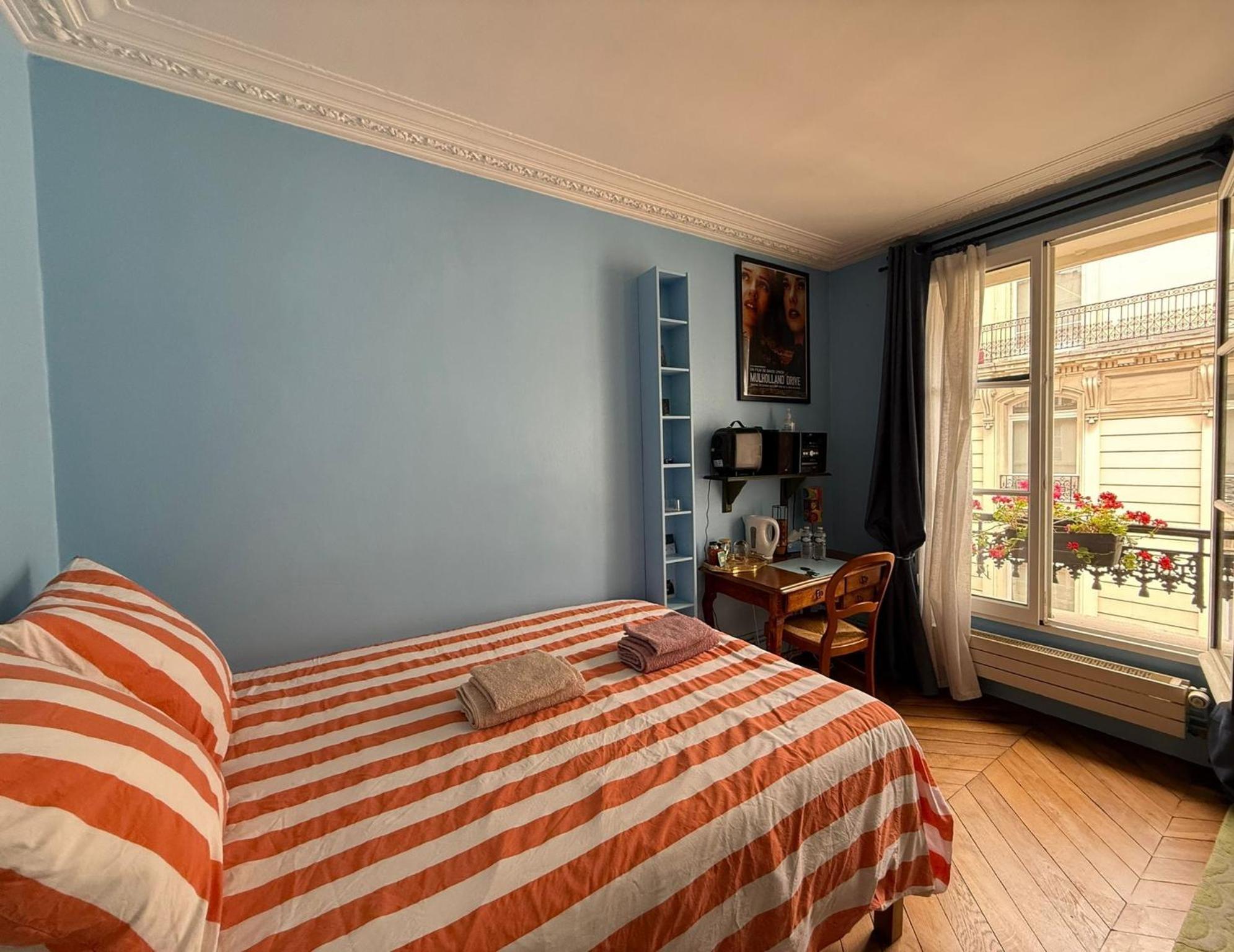 Bergere Opera Trevise - 2 Connecting Rooms With Private Bathroom And 1 Study Room - 35 M2 París Exterior foto